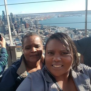 Meet your Posher, Sharon